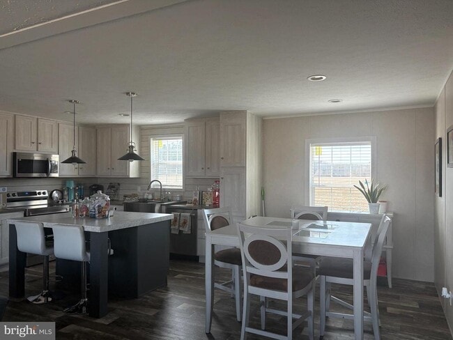 Building Photo - 8236 Camden Rd