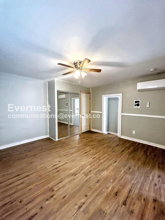 Photo - 100 Chestnut St