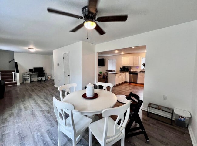 Photo - 5373 Hanyen Dr