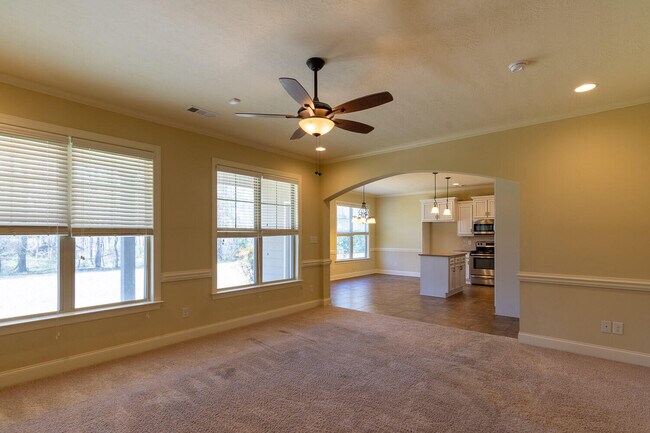 Photo - 7515 Lucas Ave