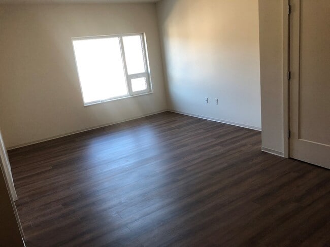 Photo - Pioneer Apartments