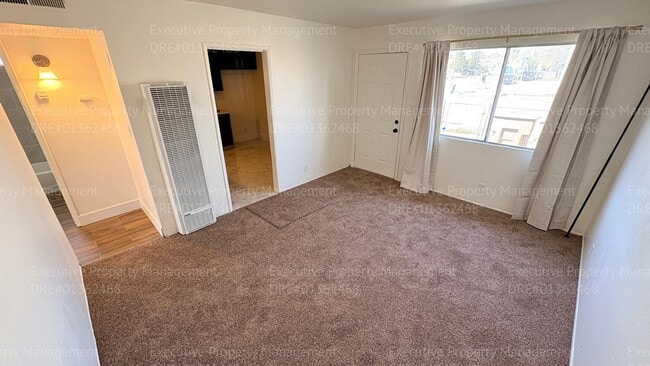 Photo - 925 8th St Unidad #B