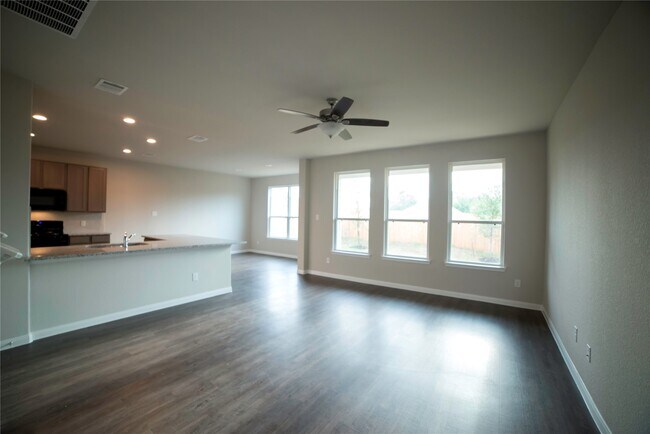 Photo - 4479 Eveslage Ln