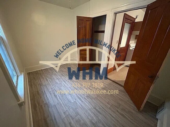 Photo - 2934 N Bremen St