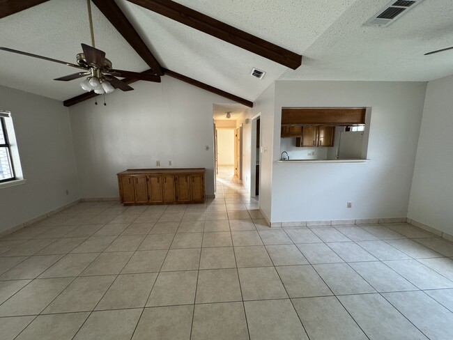 Building Photo - 1821 Norma Ln Unit 1