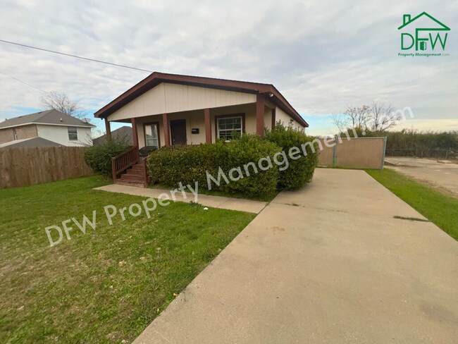 Photo - 2511 Kavasar Dr