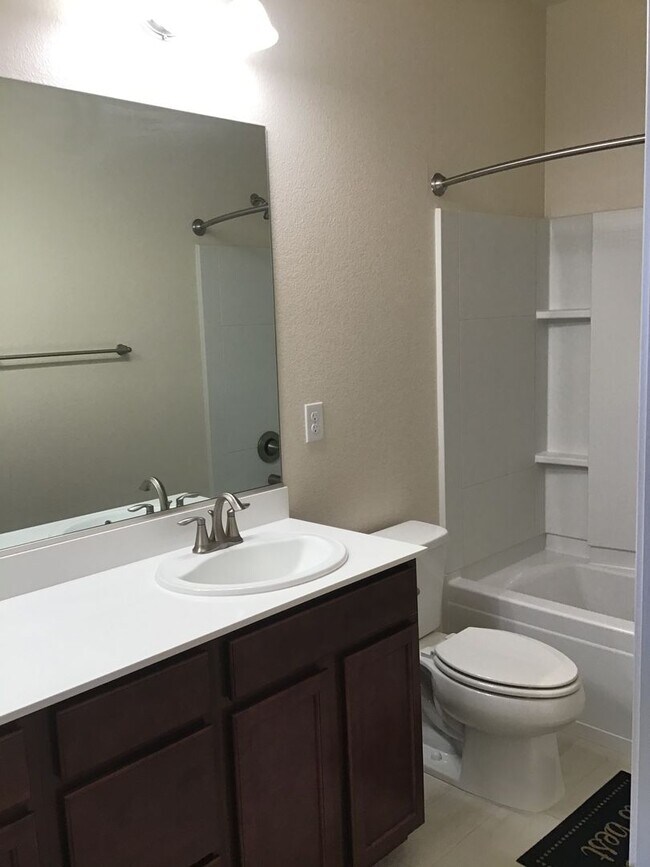 Photo - <b>Beautiful Arbor Villas Townhome<br.<br>