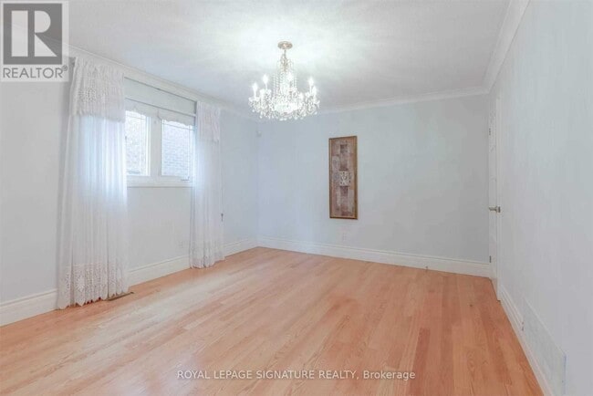 Photo - 14 Canterbury Crescent