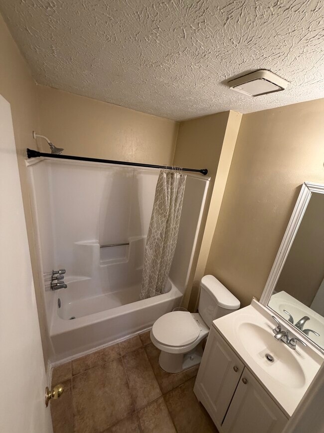 Photo - 324 Lexington Dr