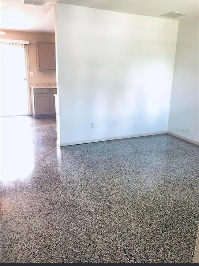 Photo - 5807 Colchester Dr