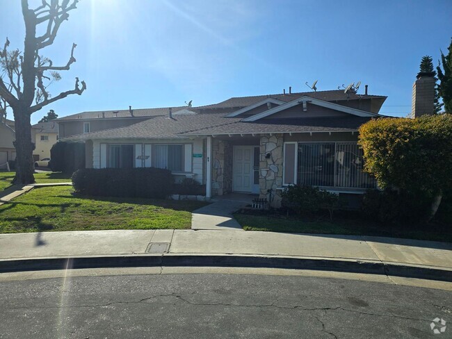 Building Photo - RENO5552 Unit 1 Rental