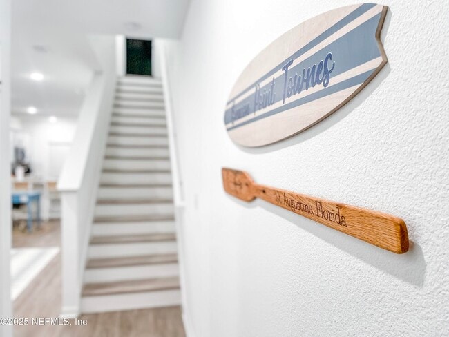 Building Photo - 84 Pamplona Dr