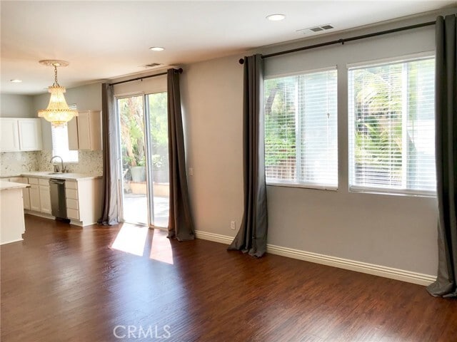 Photo - 15 Brookhollow