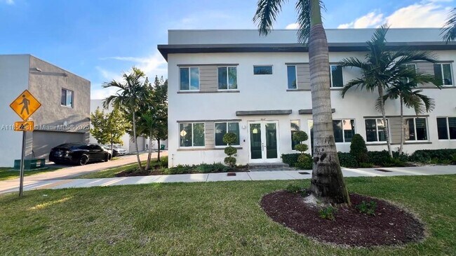 Building Photo - 6612 NW 103rd Pkwy Rental