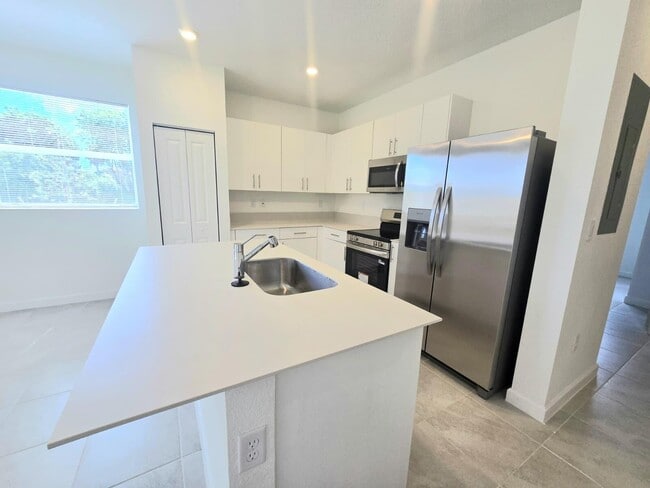 Photo - 1134 SE 2nd St