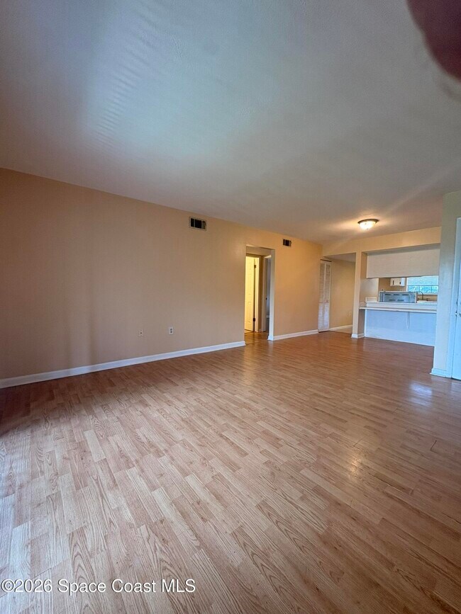 Photo - 248 Berkshire Ln