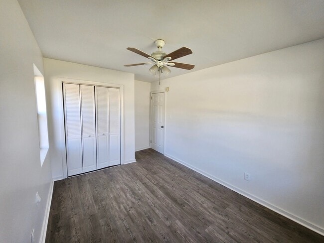 Photo - 1721 Collier Dr