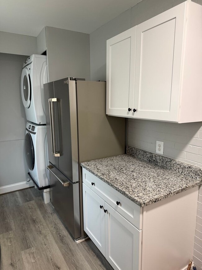 Photo - 716 E 23rd St Unit BC AVAILABLE $650