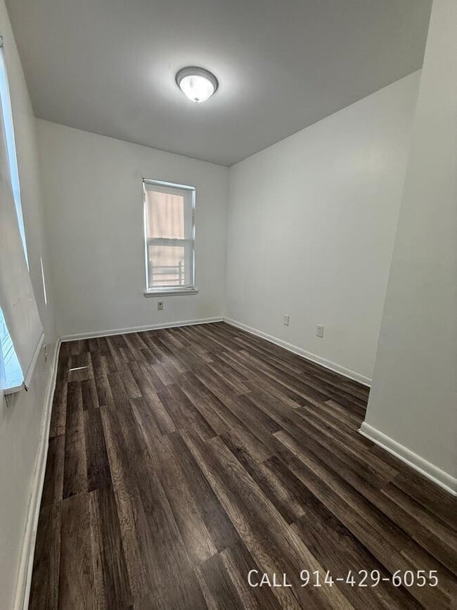 Photo - 83 Maple Pl Unit 2