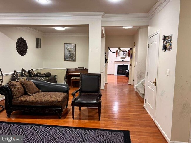 Photo - 22587 Welborne Manor Square