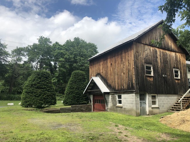 Photo - 37 Middle St