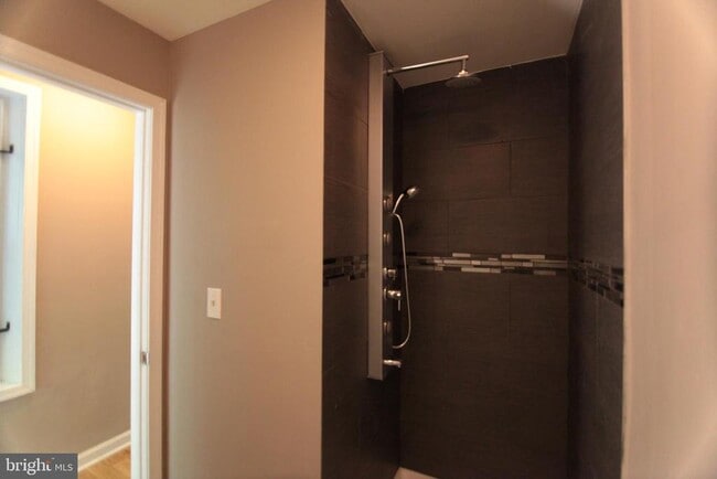 Photo - 1732 N Sydenham St