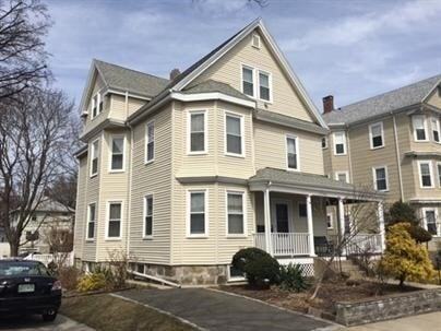 Building Photo - 1475 Centre St Unit 3