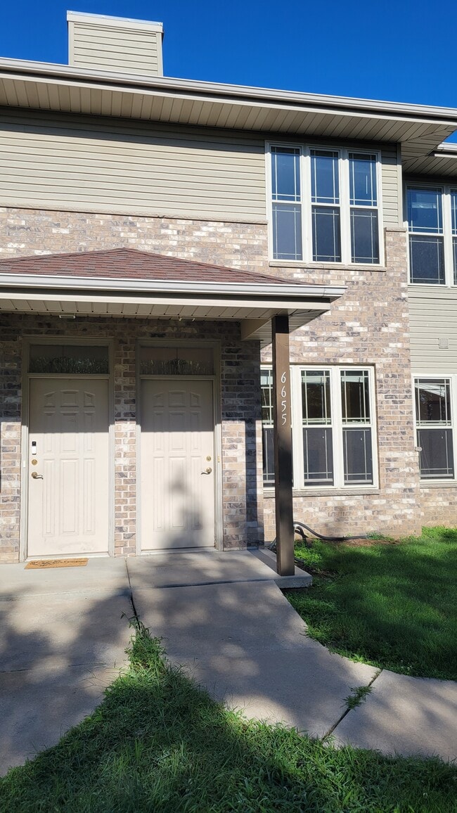 Photo - 6655 Windsor Commons Ave Unidad 6655