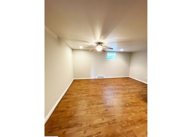 Photo - 566 Lowell Ave Unit 566-09