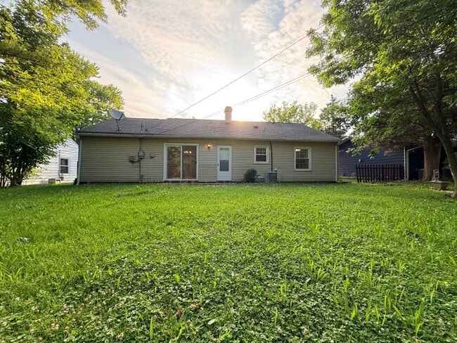 Photo - 1004 Oakland Dr