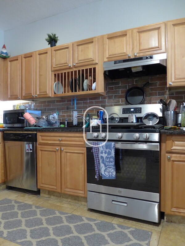 Photo - 136 Marcella St