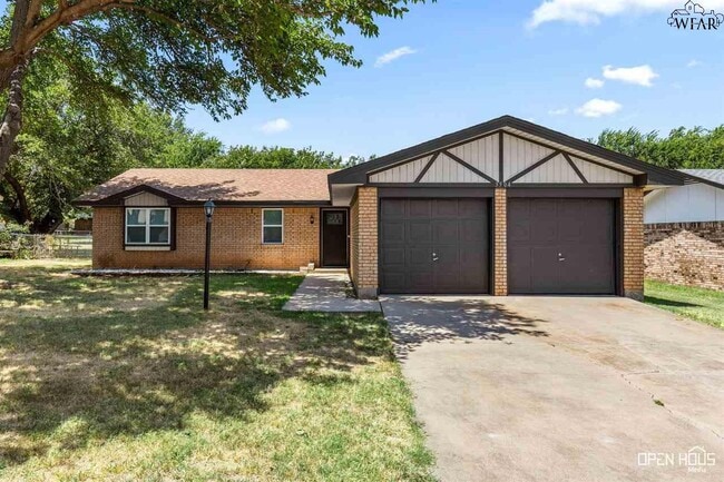 Building Photo - 5504 Hooper Dr Rental