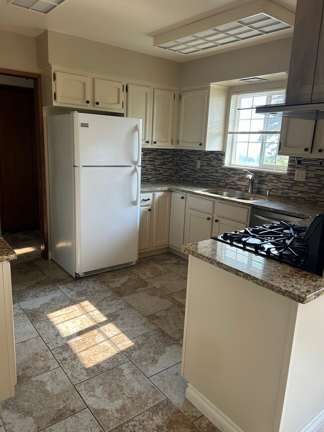 Photo - 808 N 51st Ave