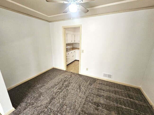 Photo - Fremont Duplex Unidad 8035