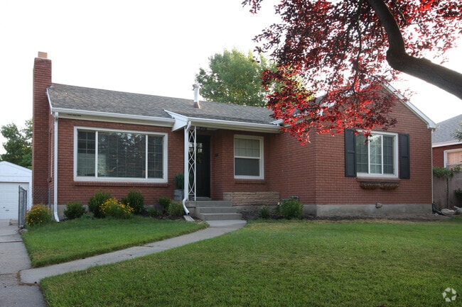 Building Photo - 132 W 1500 S Unit CozyUp Rental