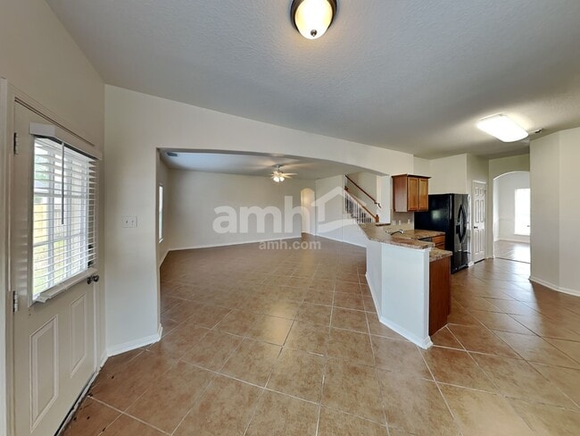 Photo - 1052 Shadow Glenn Dr