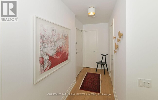 Photo - 20 Scrivener Square Unit 801