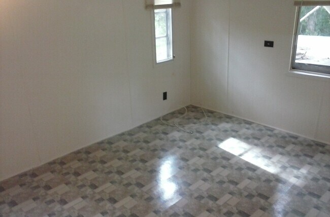 Photo - 17307 Brinkerhoff Ln