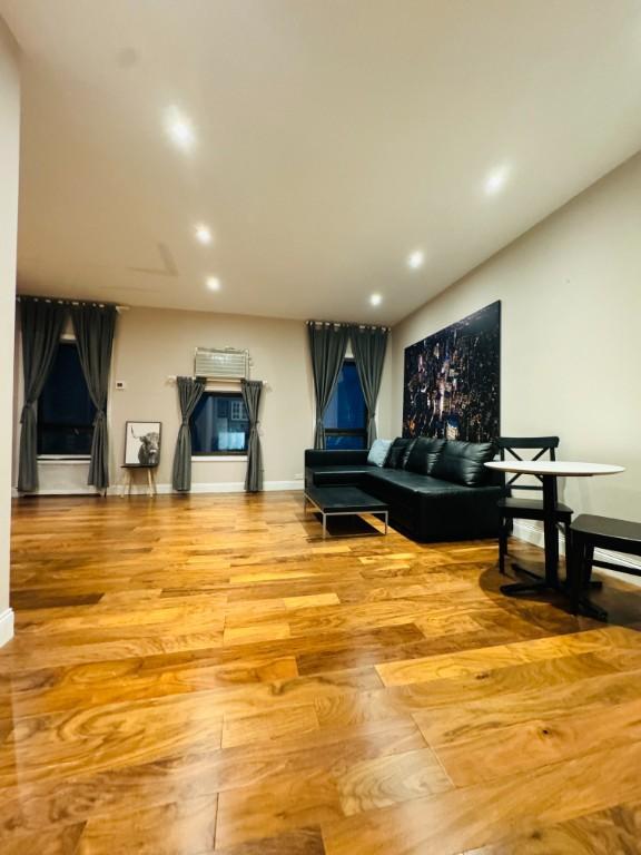 Photo - 0 bedroom in New York NY 10022 Unidad 5R