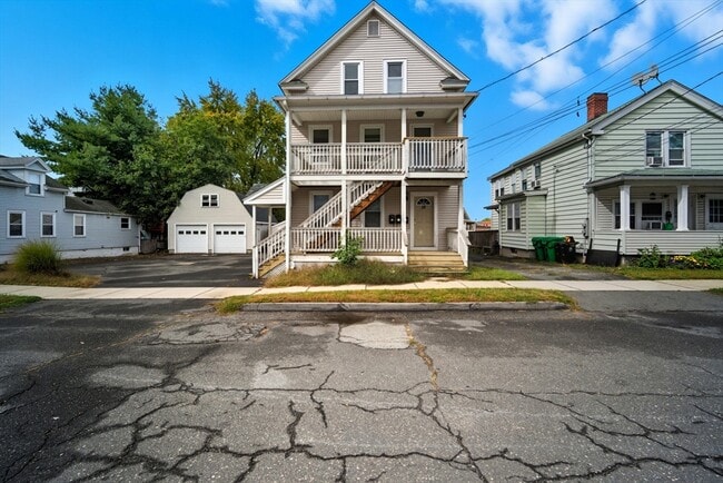 Photo - 15 Gilmore St Unit 2