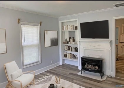 Photo - 505 McCullough Ave NE