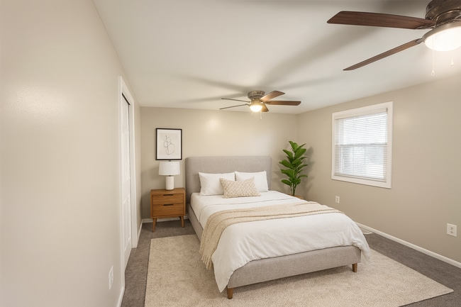 Photo - 13053 Marquette Ln