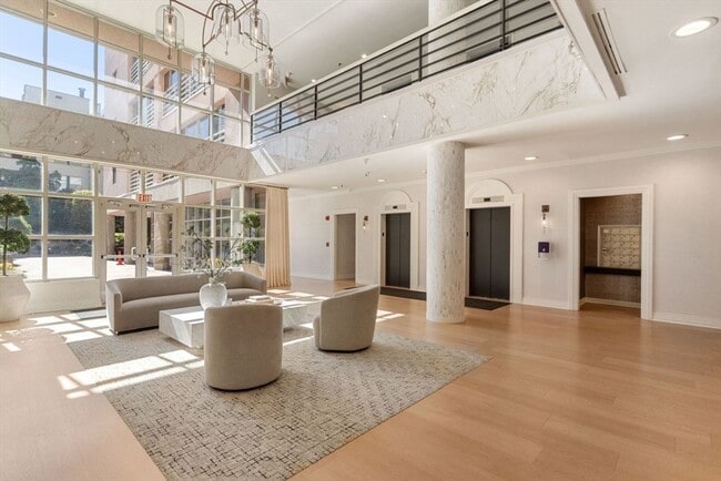 Building Photo - 20 Webster St Unit 605