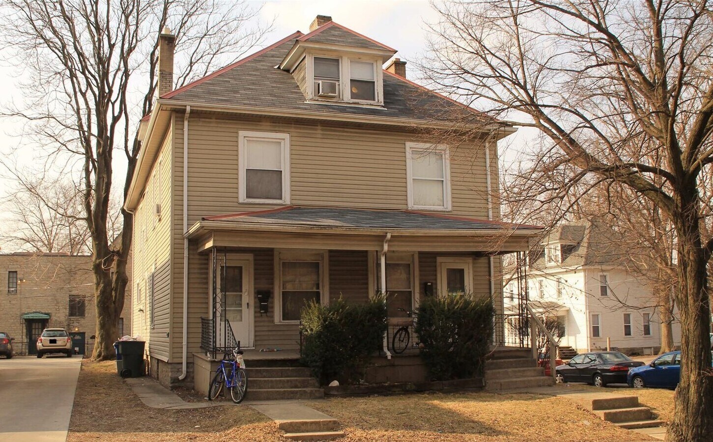 Photo - 69 E Lane Ave Unit 71B