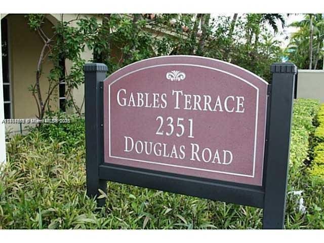 Building Photo - 2351 Douglas Rd Unit 710-710 Rental