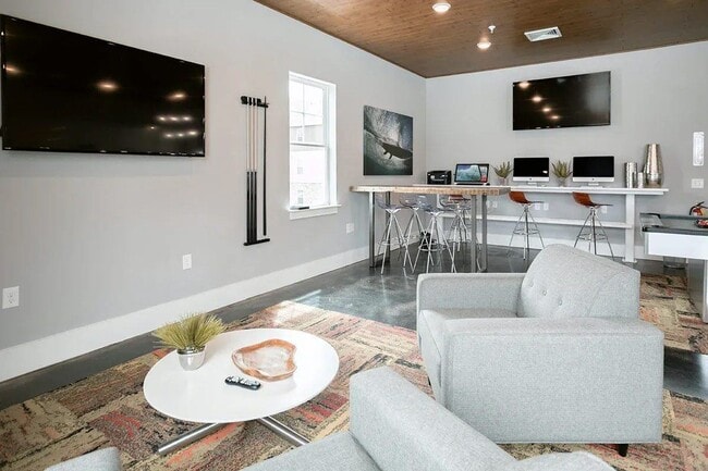 Photo - Mountain View