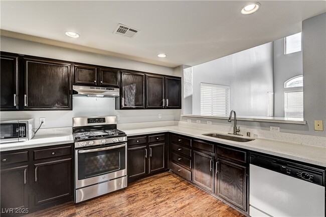 Building Photo - 10425 MIHELA Ave Rental