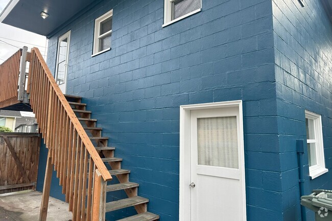 Building Photo - North Course Unit 2506 Fulton Rental