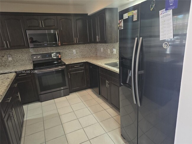 Photo - 9521 NW 42nd St