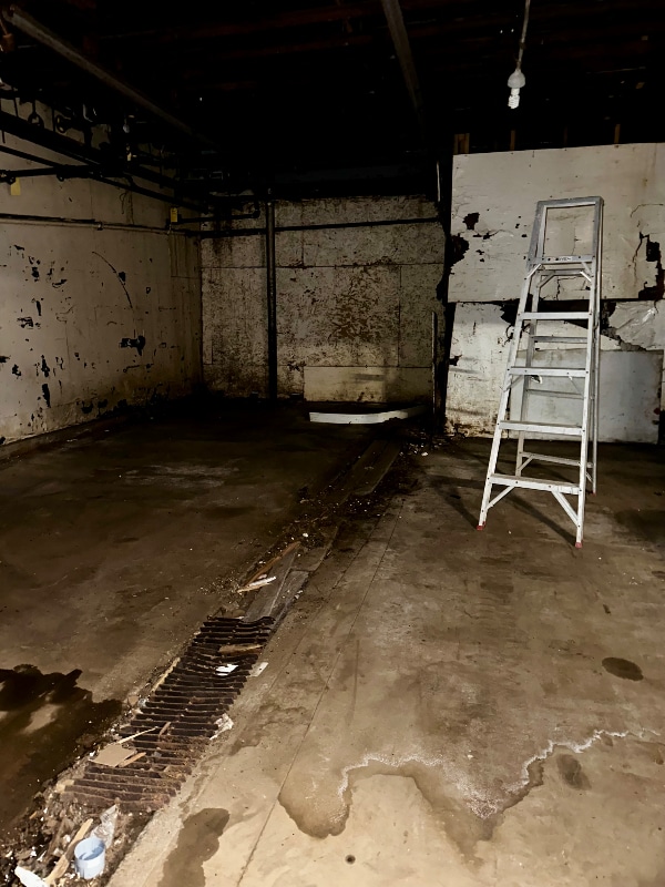 Photo - 110 Commercial St